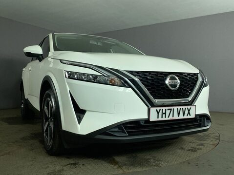 Nissan Qashqai 1.3 DIG-T MHEV N-Connecta SUV 5dr Petrol Hybrid Manual Euro 6 (s/s) (140 ps 11
