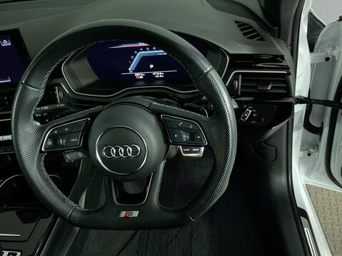 Audi A4 2.0 TFSI 35 Black Edition Saloon 4dr Petrol S Tronic Euro 6 (s/s) (150 ps) 16