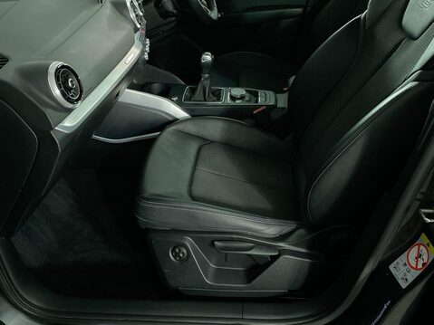 Audi Q2 1.0 TFSI 30 S line SUV 5dr Petrol Manual Euro 6 (s/s) (110 ps) Cruise Cont 17