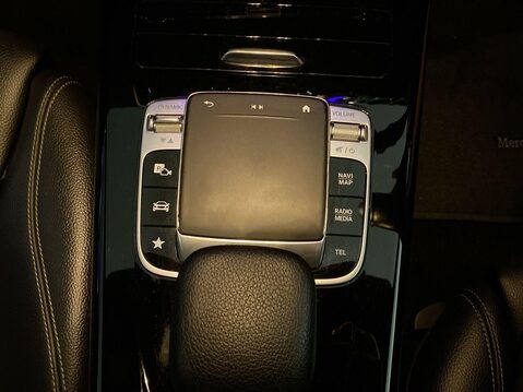 Mercedes-Benz A Class 1.5 A180d Sport (Premium) Hatchback 5dr Diesel 7G-DCT Euro 6 (s/s) (116 ps) 29