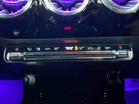 Mercedes-Benz A Class 1.5 A180d Sport (Premium) Hatchback 5dr Diesel 7G-DCT Euro 6 (s/s) (116 ps) 31