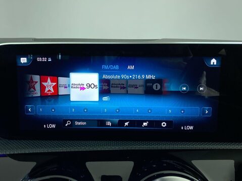 Mercedes-Benz A Class 1.5 A180d Sport (Premium) Hatchback 5dr Diesel 7G-DCT Euro 6 (s/s) (116 ps) 30