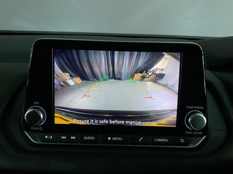 Nissan Qashqai 1.3 DIG-T MHEV Acenta Premium SUV 5dr Petrol Hybrid Manual Euro 6 (s/s) (15 24