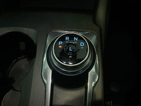 Ford Kuga 2.0 EcoBlue Titanium SUV 5dr Diesel Auto AWD Euro 6 (s/s) (190 ps) Sat Nav 22