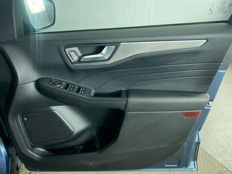 Ford Kuga 2.0 EcoBlue Titanium SUV 5dr Diesel Auto AWD Euro 6 (s/s) (190 ps) Sat Nav 27