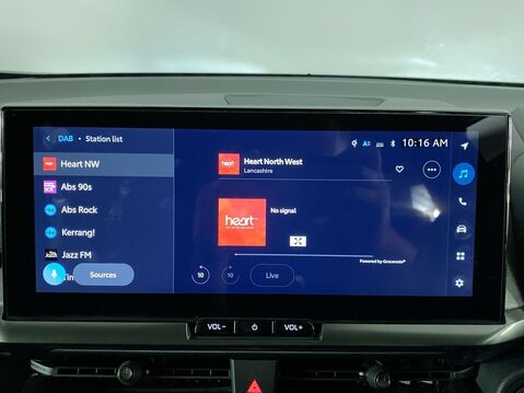 Toyota C-HR 2.0 VVT 13.6kWh Design SUV 5dr Petrol Plug-in Hybrid CVT Euro 6 (s/s) (223 30