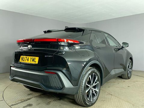 Toyota C-HR 2.0 VVT 13.6kWh Design SUV 5dr Petrol Plug-in Hybrid CVT Euro 6 (s/s) (223 8