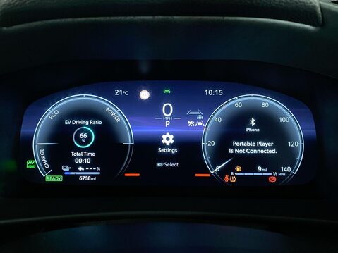 Toyota C-HR 2.0 VVT 13.6kWh Design SUV 5dr Petrol Plug-in Hybrid CVT Euro 6 (s/s) (223 28