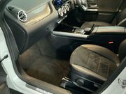 Mercedes-Benz GLA 1.3 GLA180 AMG Line (Premium) SUV 5dr Petrol 7G-DCT Euro 6 (s/s) (136 ps) B 17