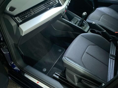 Audi A1 1.0 TFSI 30 S line Sportback 5dr Petrol Manual Euro 6 (s/s) (110 ps) Half L 17