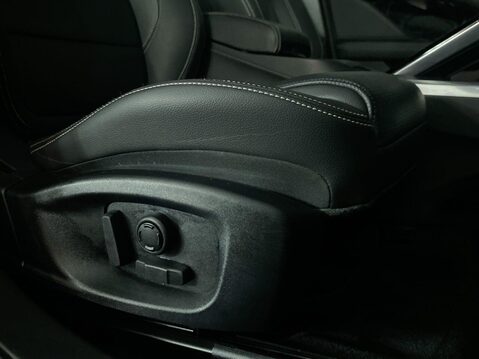 Jaguar I-Pace 400 90kWh R-Dynamic SE Black SUV 5dr Electric Auto 4WD (400 ps) Cruise Con 26