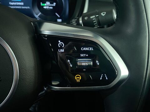 Jaguar I-Pace 400 90kWh R-Dynamic SE Black SUV 5dr Electric Auto 4WD (400 ps) Cruise Con 33