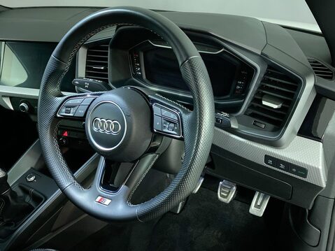 Audi A1 1.0 TFSI 25 S line Sportback 5dr Petrol Manual Euro 6 (s/s) (95 ps) Cruise 16