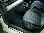 Audi A1 1.0 TFSI 25 S line Sportback 5dr Petrol Manual Euro 6 (s/s) (95 ps) Cruise 17