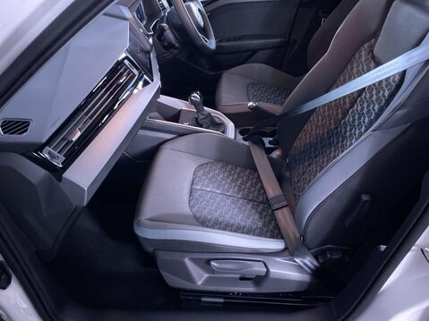 Audi A1 1.0 TFSI 25 Sport Sportback 5dr Petrol S Tronic Euro 6 (s/s) (95 ps) Sat Na 17