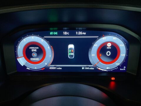 Nissan Qashqai 1.3 DIG-T MHEV N-Connecta SUV 5dr Petrol Hybrid Manual Euro 6 (s/s) (140 ps 28