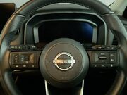 Nissan Qashqai 1.3 DIG-T MHEV N-Connecta SUV 5dr Petrol Hybrid Manual Euro 6 (s/s) (140 ps 22