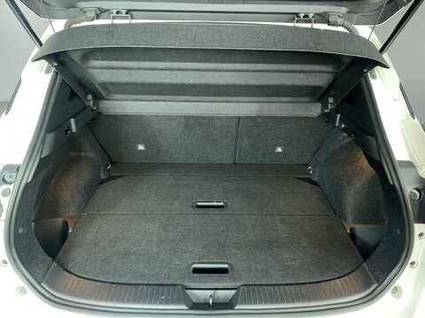 Nissan Qashqai 1.3 DIG-T MHEV N-Connecta SUV 5dr Petrol Hybrid Manual Euro 6 (s/s) (140 ps 13