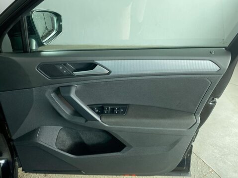 Volkswagen Tiguan 1.5 TSI Life SUV 5dr Petrol Manual Euro 6 (s/s) (150 ps) Cruise Control - 27