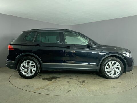 Volkswagen Tiguan 1.5 TSI Life SUV 5dr Petrol Manual Euro 6 (s/s) (150 ps) Cruise Control - 9