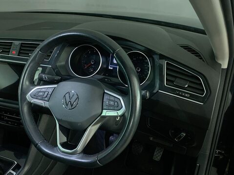 Volkswagen Tiguan 1.5 TSI Life SUV 5dr Petrol Manual Euro 6 (s/s) (150 ps) Cruise Control - 16