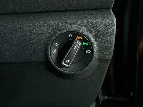 Volkswagen T-Roc 2.0 TDI Style SUV 5dr Diesel Manual Euro 6 (s/s) (115 ps) Cruise Control - 23