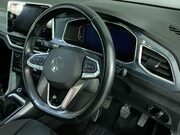 Volkswagen T-Roc 2.0 TDI Style SUV 5dr Diesel Manual Euro 6 (s/s) (115 ps) Cruise Control - 16