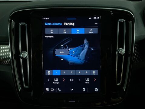 Volvo XC40 Recharge Twin 78kWh Pro SUV 5dr Electric Auto AWD (408 ps) Sat Nav - Half L 31