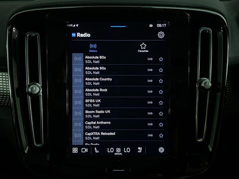 Volvo XC40 Recharge Twin 78kWh Pro SUV 5dr Electric Auto AWD (408 ps) Sat Nav - Half L 30