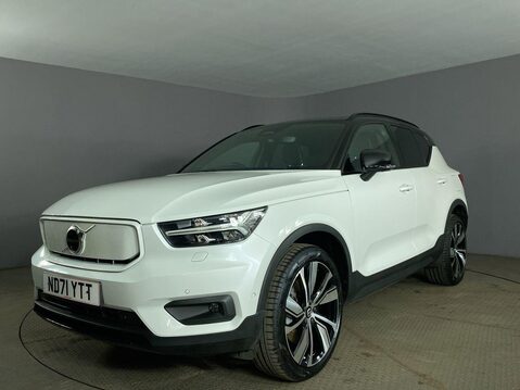 Volvo XC40 Recharge Twin 78kWh Pro SUV 5dr Electric Auto AWD (408 ps) Sat Nav - Half L 4
