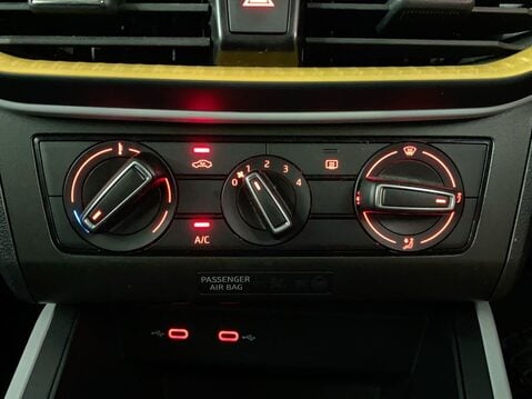 SEAT Arona 1.0 TSI EVO SE Technology SUV 5dr Petrol Manual Euro 6 (s/s) (95 ps) Alloy 31