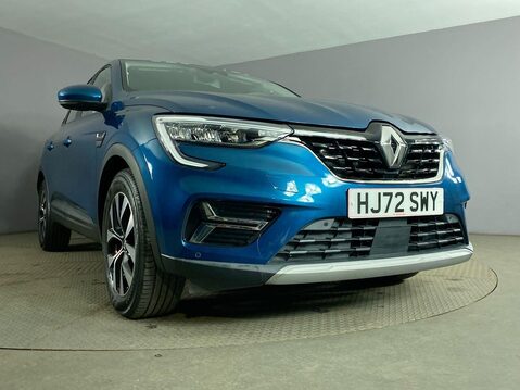 Renault Arkana 1.6 E-TECH Iconic SUV 5dr Petrol Hybrid Auto 2WD Euro 6 (s/s) (145 bhp) Air 11