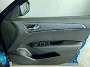 Renault Arkana 1.6 E-TECH Iconic SUV 5dr Petrol Hybrid Auto 2WD Euro 6 (s/s) (145 bhp) Air 27