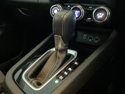 Renault Arkana 1.6 E-TECH Iconic SUV 5dr Petrol Hybrid Auto 2WD Euro 6 (s/s) (145 bhp) Air 21