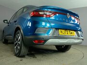 Renault Arkana 1.6 E-TECH Iconic SUV 5dr Petrol Hybrid Auto 2WD Euro 6 (s/s) (145 bhp) Air 14