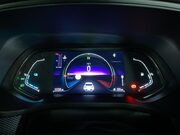 Renault Arkana 1.6 E-TECH Iconic SUV 5dr Petrol Hybrid Auto 2WD Euro 6 (s/s) (145 bhp) Air 28