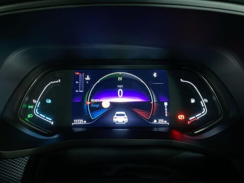 Renault Arkana 1.6 E-TECH Iconic SUV 5dr Petrol Hybrid Auto 2WD Euro 6 (s/s) (145 bhp) Air 28