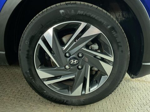 Hyundai BAYON 1.0 T-GDi MHEV SE Connect SUV 5dr Petrol Hybrid DCT Euro 6 (s/s) (100 ps) A 12