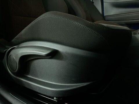 Hyundai BAYON 1.0 T-GDi MHEV SE Connect SUV 5dr Petrol Hybrid DCT Euro 6 (s/s) (100 ps) A 26