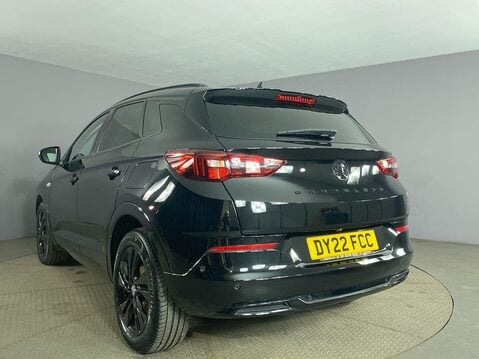 Vauxhall Grandland 1.6 13.2kWh GS Line SUV 5dr Petrol Plug-in Hybrid Auto Euro 6 (s/s) (225 ps 6