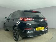 Vauxhall Grandland 1.6 13.2kWh GS Line SUV 5dr Petrol Plug-in Hybrid Auto Euro 6 (s/s) (225 ps 6