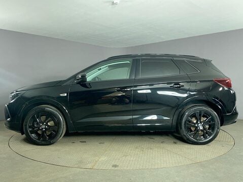 Vauxhall Grandland 1.6 13.2kWh GS Line SUV 5dr Petrol Plug-in Hybrid Auto Euro 6 (s/s) (225 ps 5