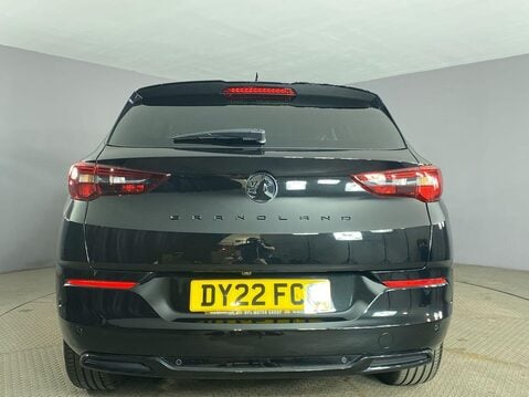 Vauxhall Grandland 1.6 13.2kWh GS Line SUV 5dr Petrol Plug-in Hybrid Auto Euro 6 (s/s) (225 ps 7