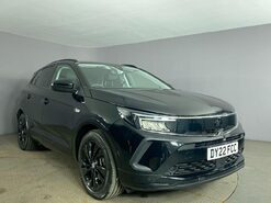 Vauxhall Grandland 1.6 13.2kWh GS Line SUV 5dr Petrol Plug-in Hybrid Auto Euro 6 (s/s) (225 ps