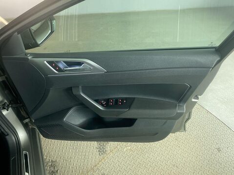 Volkswagen Polo 1.0 EVO Active Hatchback 5dr Petrol Manual Euro 6 (s/s) (80 ps) Air Con - A 27