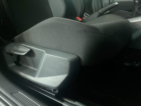 Volkswagen Polo 1.0 EVO Active Hatchback 5dr Petrol Manual Euro 6 (s/s) (80 ps) Air Con - A 26