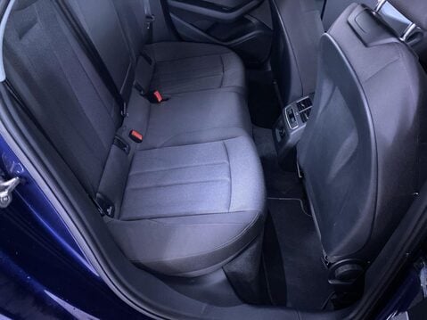 Audi A4 2.0 TFSI 35 Technik Saloon 4dr Petrol S Tronic Euro 6 (s/s) (150 ps) Air Co 19