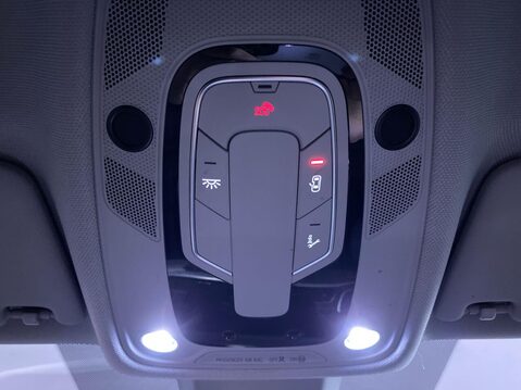 Audi A4 2.0 TFSI 35 Technik Saloon 4dr Petrol S Tronic Euro 6 (s/s) (150 ps) Air Co 18