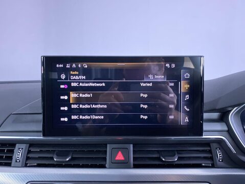 Audi A4 2.0 TFSI 35 Technik Saloon 4dr Petrol S Tronic Euro 6 (s/s) (150 ps) Air Co 30