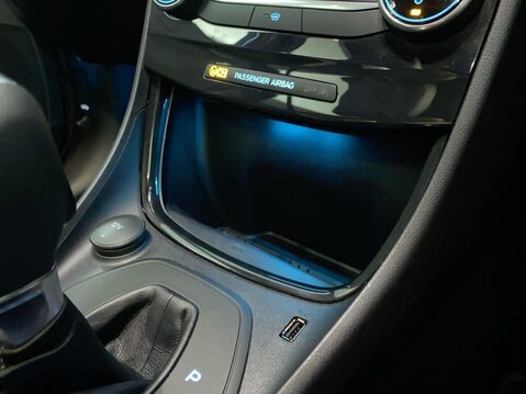 Ford Puma 1.0T EcoBoost MHEV ST-Line X SUV 5dr Petrol Hybrid DCT Euro 6 (s/s) (125 ps 25